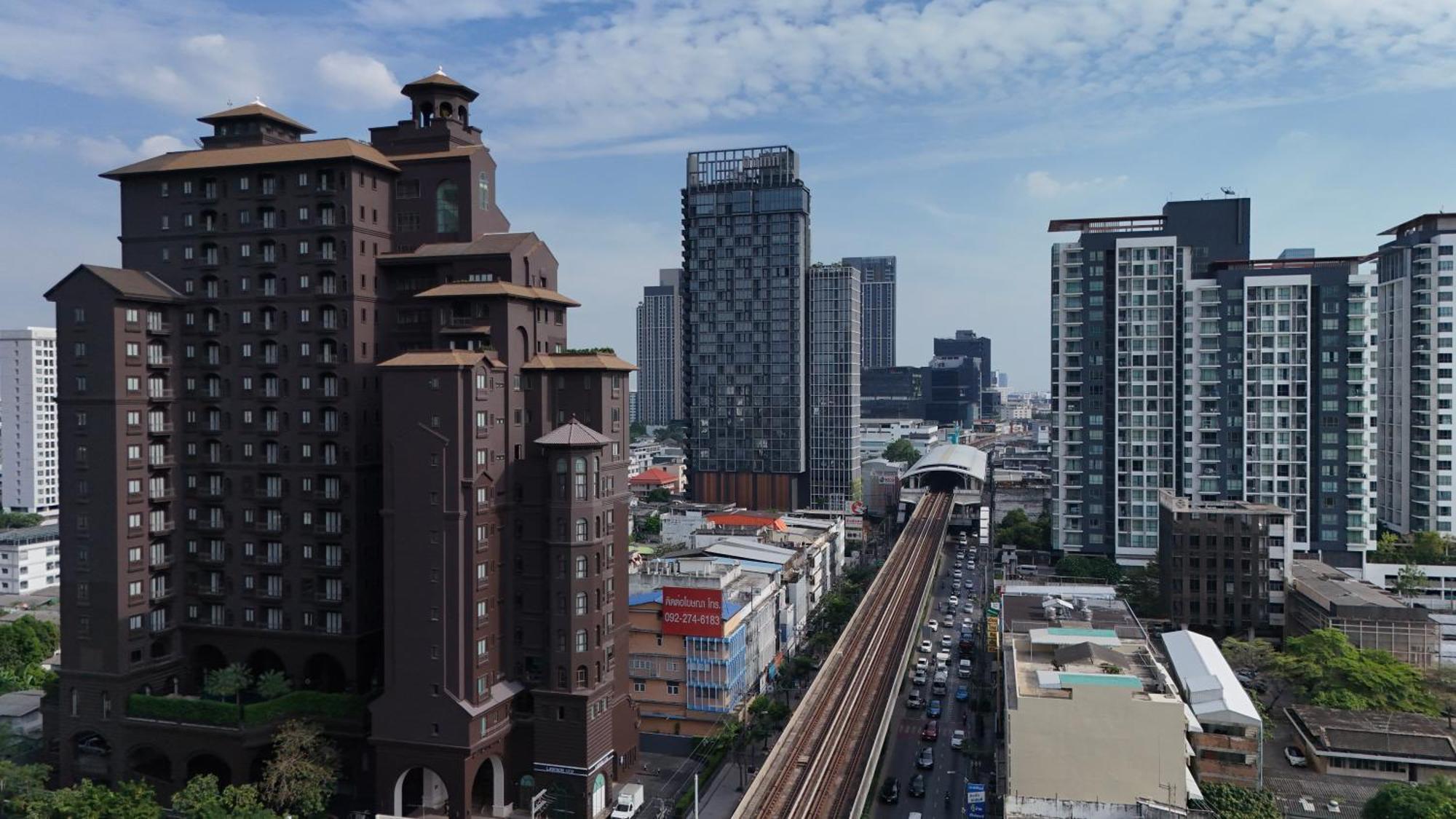 Marriott Executive Apartments Bangkok, Sukhumvit 101 Exterior foto